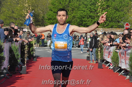 Marathon_Cheverny2025_Dimanche_Arrivees/2025CHEVERNY_ARRIVEE_00016.JPG