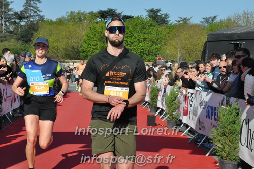 Marathon_Cheverny2025_Dimanche_Arrivees/2025CHEVERNY_ARRIVEE_00140.JPG