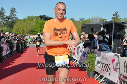Marathon_Cheverny2025_Dimanche_Arrivees/2025CHEVERNY_ARRIVEE_00212.JPG