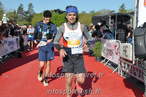 Marathon_Cheverny2025_Dimanche_Arrivees/2025CHEVERNY_ARRIVEE_00233.JPG