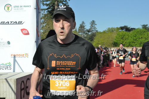 Marathon_Cheverny2025_Dimanche_Arrivees/2025CHEVERNY_ARRIVEE_00419.JPG