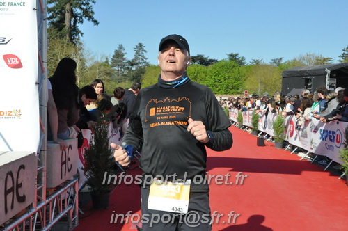 Marathon_Cheverny2025_Dimanche_Arrivees/2025CHEVERNY_ARRIVEE_00466.JPG