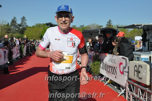 Marathon_Cheverny2025_Dimanche_Arrivees/2025CHEVERNY_ARRIVEE_00484.JPG