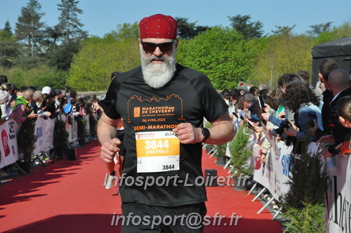Marathon_Cheverny2025_Dimanche_Arrivees/2025CHEVERNY_ARRIVEE_00585.JPG