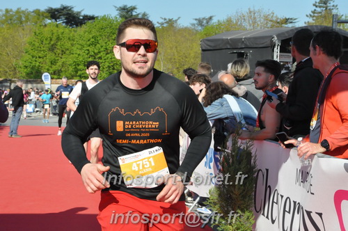 Marathon_Cheverny2025_Dimanche_Arrivees/2025CHEVERNY_ARRIVEE_00620.JPG