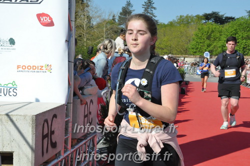 Marathon_Cheverny2025_Dimanche_Arrivees/2025CHEVERNY_ARRIVEE_00813.JPG