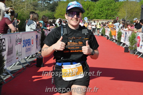 Marathon_Cheverny2025_Dimanche_Arrivees/2025CHEVERNY_ARRIVEE_00834.JPG