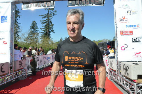 Marathon_Cheverny2025_Dimanche_Arrivees/2025CHEVERNY_ARRIVEE_00895.JPG