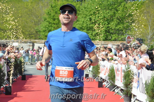 Marathon_Cheverny2025_Dimanche_Arrivees/2025CHEVERNY_ARRIVEE_01049.JPG