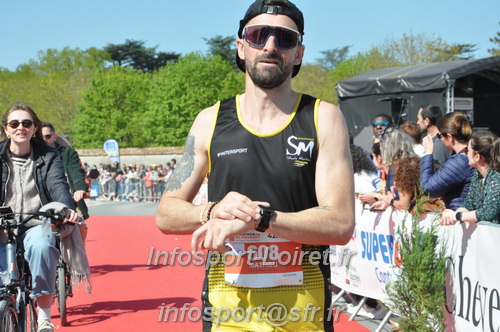 Marathon_Cheverny2025_Dimanche_Arrivees/2025CHEVERNY_ARRIVEE_01058.JPG