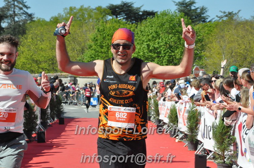 Marathon_Cheverny2025_Dimanche_Arrivees/2025CHEVERNY_ARRIVEE_01438.JPG