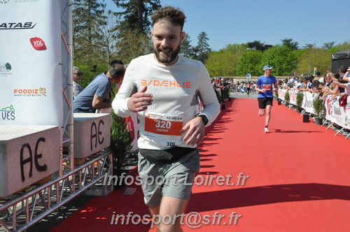 Marathon_Cheverny2025_Dimanche_Arrivees/2025CHEVERNY_ARRIVEE_01440.JPG