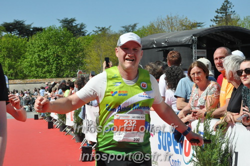 Marathon_Cheverny2025_Dimanche_Arrivees/2025CHEVERNY_ARRIVEE_01894.JPG