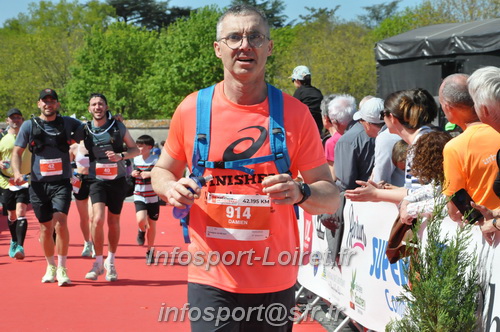 Marathon_Cheverny2025_Dimanche_Arrivees/2025CHEVERNY_ARRIVEE_02025.JPG