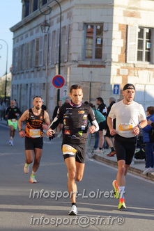 Marathon_Cheverny2025_Dimanche_Passage_CentreVille/2025CHEVERNY_VILLE_000024.JPG