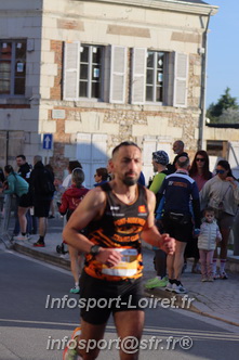 Marathon_Cheverny2025_Dimanche_Passage_CentreVille/2025CHEVERNY_VILLE_000027.JPG