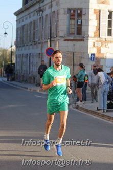Marathon_Cheverny2025_Dimanche_Passage_CentreVille/2025CHEVERNY_VILLE_000039.JPG