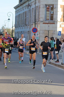 Marathon_Cheverny2025_Dimanche_Passage_CentreVille/2025CHEVERNY_VILLE_000045.JPG