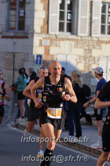 Marathon_Cheverny2025_Dimanche_Passage_CentreVille/2025CHEVERNY_VILLE_000046.JPG