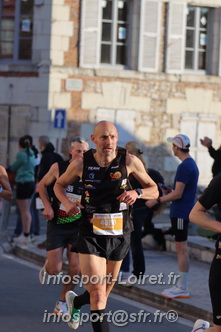 Marathon_Cheverny2025_Dimanche_Passage_CentreVille/2025CHEVERNY_VILLE_000047.JPG