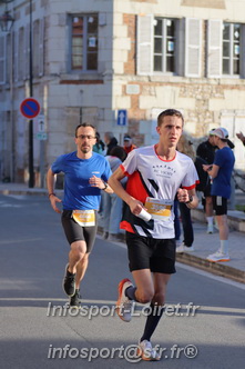 Marathon_Cheverny2025_Dimanche_Passage_CentreVille/2025CHEVERNY_VILLE_000052.JPG