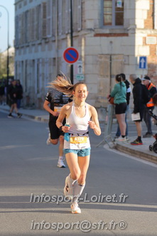 Marathon_Cheverny2025_Dimanche_Passage_CentreVille/2025CHEVERNY_VILLE_000054.JPG
