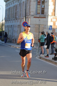 Marathon_Cheverny2025_Dimanche_Passage_CentreVille/2025CHEVERNY_VILLE_000057.JPG