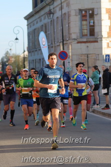 Marathon_Cheverny2025_Dimanche_Passage_CentreVille/2025CHEVERNY_VILLE_000060.JPG