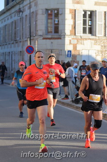 Marathon_Cheverny2025_Dimanche_Passage_CentreVille/2025CHEVERNY_VILLE_000065.JPG