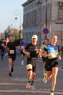 Marathon_Cheverny2025_Dimanche_Passage_CentreVille/2025CHEVERNY_VILLE_000070.JPG