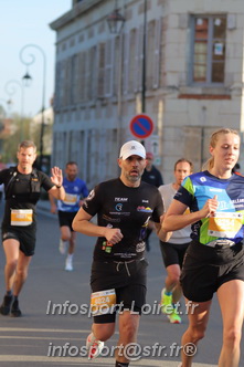 Marathon_Cheverny2025_Dimanche_Passage_CentreVille/2025CHEVERNY_VILLE_000071.JPG