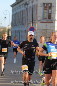 Marathon_Cheverny2025_Dimanche_Passage_CentreVille/2025CHEVERNY_VILLE_000072.JPG