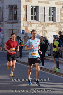 Marathon_Cheverny2025_Dimanche_Passage_CentreVille/2025CHEVERNY_VILLE_000089.JPG