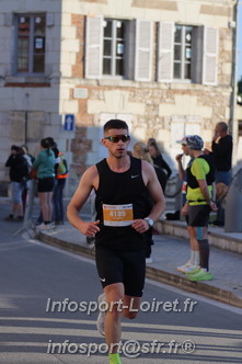 Marathon_Cheverny2025_Dimanche_Passage_CentreVille/2025CHEVERNY_VILLE_000099.JPG
