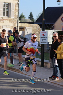 Marathon_Cheverny2025_Dimanche_Passage_CentreVille/2025CHEVERNY_VILLE_000106.JPG