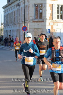 Marathon_Cheverny2025_Dimanche_Passage_CentreVille/2025CHEVERNY_VILLE_000128.JPG