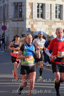 Marathon_Cheverny2025_Dimanche_Passage_CentreVille/2025CHEVERNY_VILLE_000130.JPG