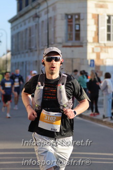 Marathon_Cheverny2025_Dimanche_Passage_CentreVille/2025CHEVERNY_VILLE_000137.JPG