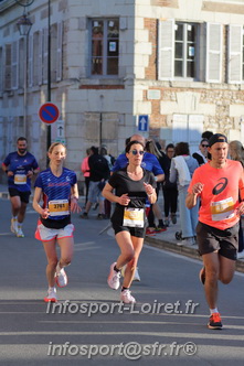 Marathon_Cheverny2025_Dimanche_Passage_CentreVille/2025CHEVERNY_VILLE_000141.JPG