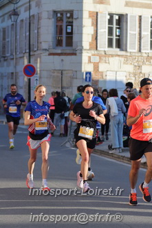 Marathon_Cheverny2025_Dimanche_Passage_CentreVille/2025CHEVERNY_VILLE_000142.JPG