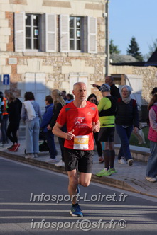 Marathon_Cheverny2025_Dimanche_Passage_CentreVille/2025CHEVERNY_VILLE_000149.JPG