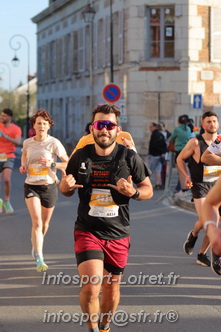 Marathon_Cheverny2025_Dimanche_Passage_CentreVille/2025CHEVERNY_VILLE_000155.JPG