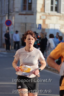 Marathon_Cheverny2025_Dimanche_Passage_CentreVille/2025CHEVERNY_VILLE_000157.JPG