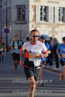 Marathon_Cheverny2025_Dimanche_Passage_CentreVille/2025CHEVERNY_VILLE_000164.JPG