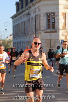 Marathon_Cheverny2025_Dimanche_Passage_CentreVille/2025CHEVERNY_VILLE_000167.JPG