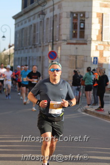 Marathon_Cheverny2025_Dimanche_Passage_CentreVille/2025CHEVERNY_VILLE_000182.JPG
