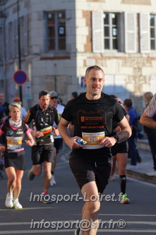 Marathon_Cheverny2025_Dimanche_Passage_CentreVille/2025CHEVERNY_VILLE_000186.JPG