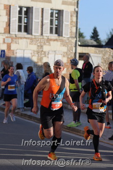Marathon_Cheverny2025_Dimanche_Passage_CentreVille/2025CHEVERNY_VILLE_000194.JPG