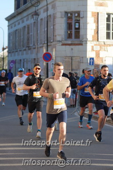 Marathon_Cheverny2025_Dimanche_Passage_CentreVille/2025CHEVERNY_VILLE_000203.JPG