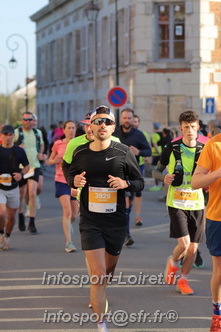 Marathon_Cheverny2025_Dimanche_Passage_CentreVille/2025CHEVERNY_VILLE_000219.JPG